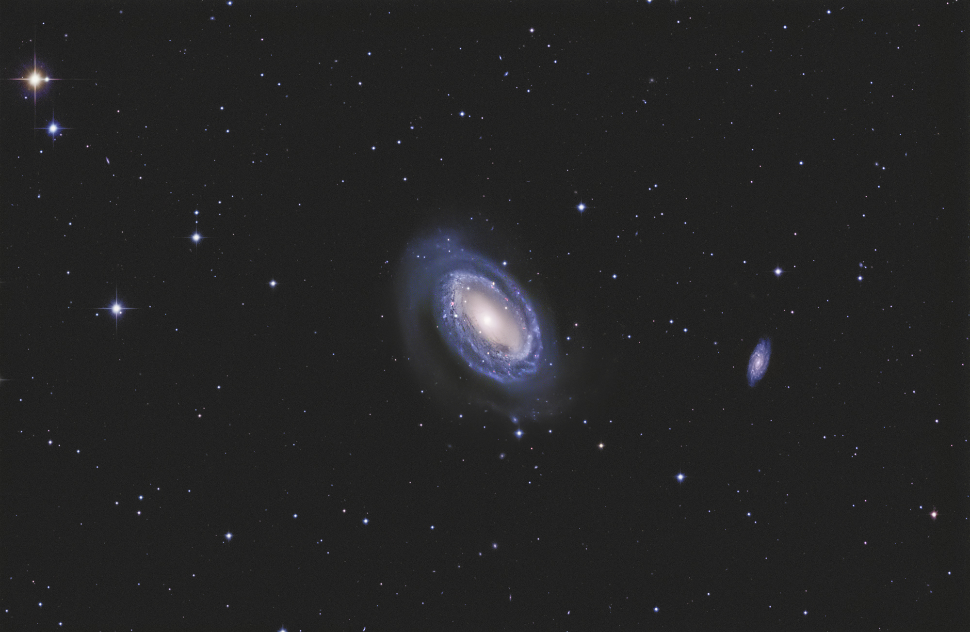 Ngc 4725 Pommier